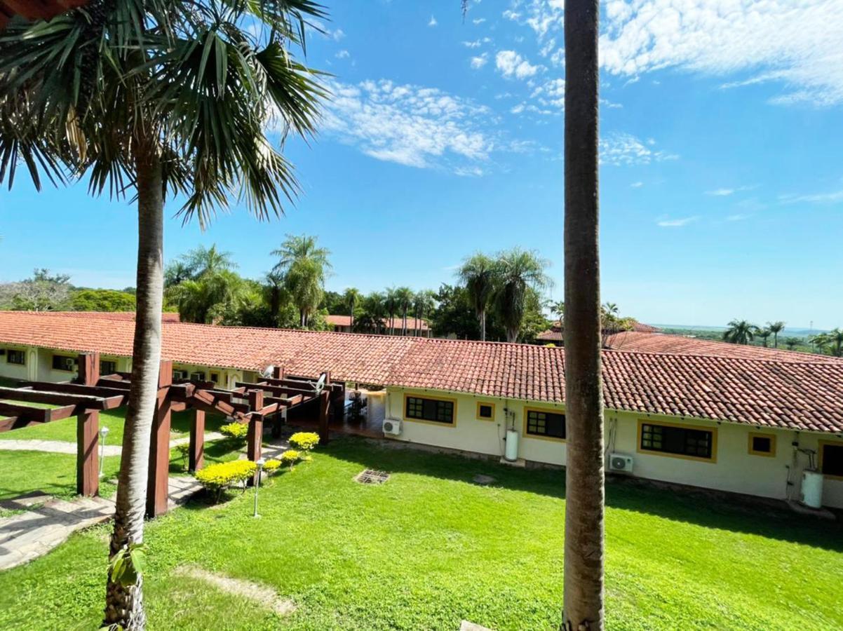El Pantanal Hotel & Resort Puerto Quijarro  エクステリア 写真